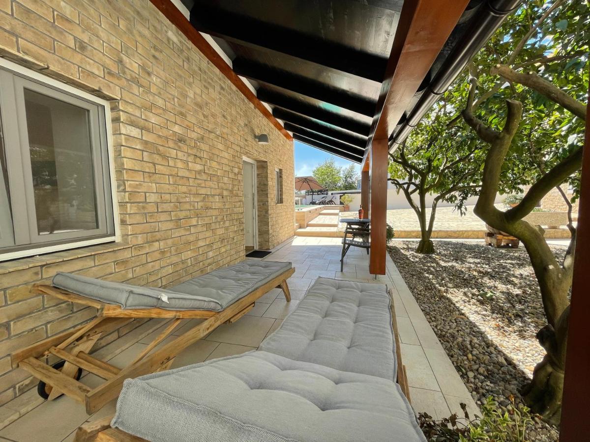 Apartments Nona Pula Exterior photo